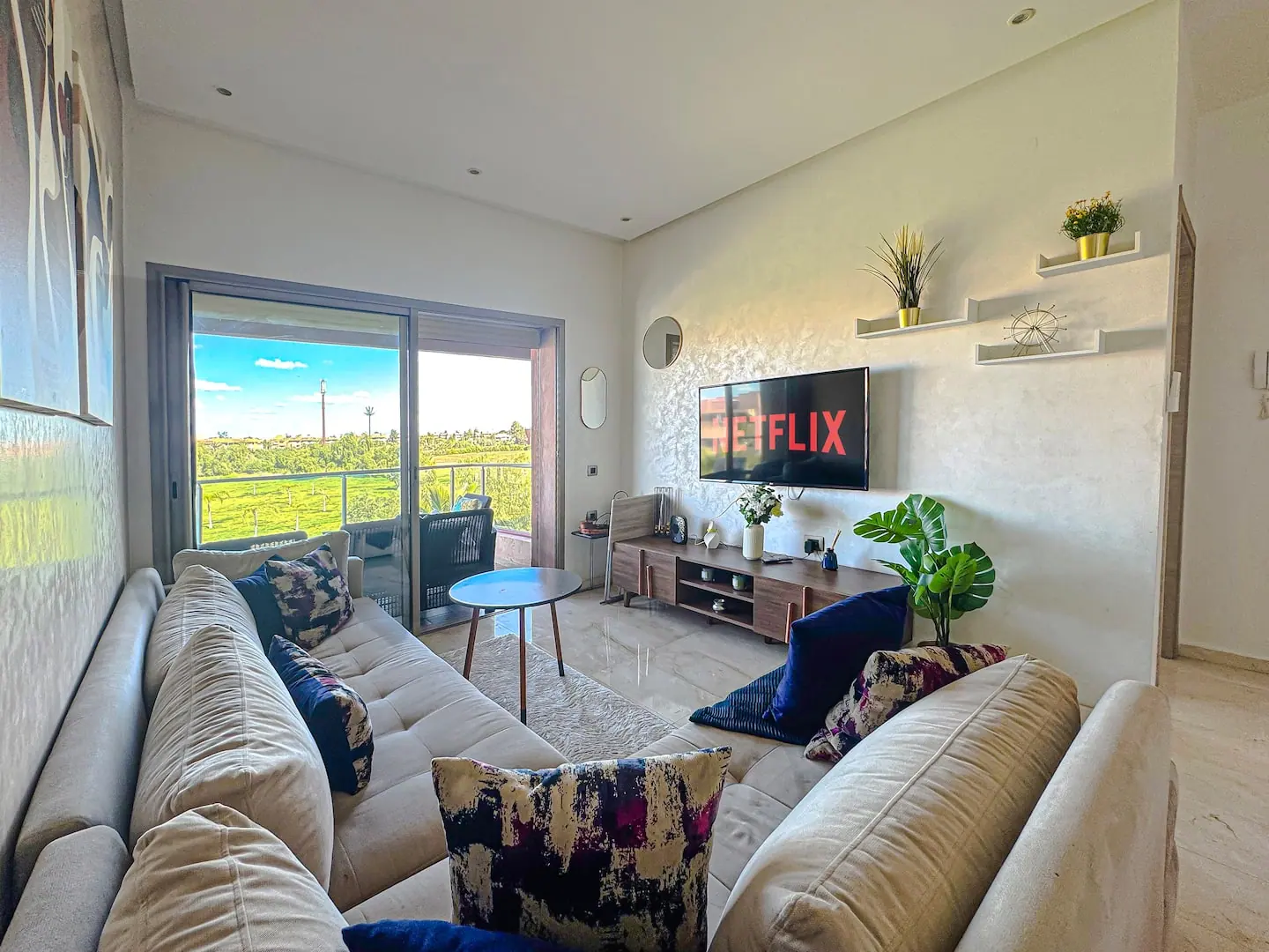 Appartement avec piscine et vue sur jardin à Marrakech, géré par un membre du réseau