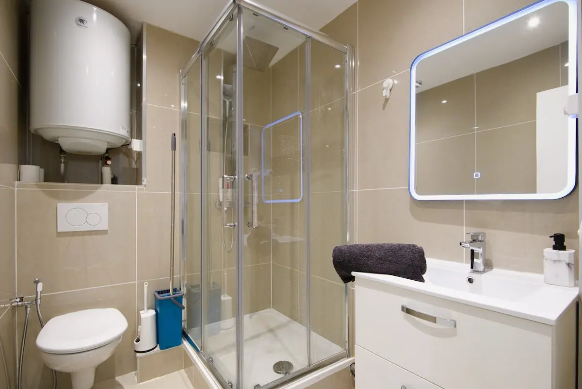 Le Billy Appartement Moderne · avenue de la Joliette Marseille